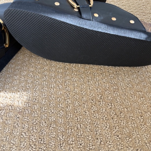 Clogs - Picture 3 of 4